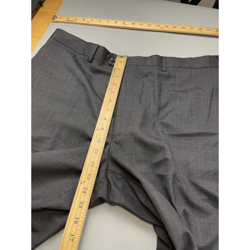 Men's Jos A Bank‎ 100% Wool Suit Jacket 46S Pants 35x29 Gray
